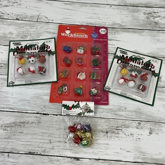 MINIATURE CHRISTMAS ORNAMENTS 4 sets - Picture 1 of 5